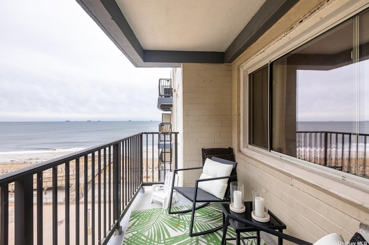840 Shore Rd #5m, East Atlantic Beach, NY 11561