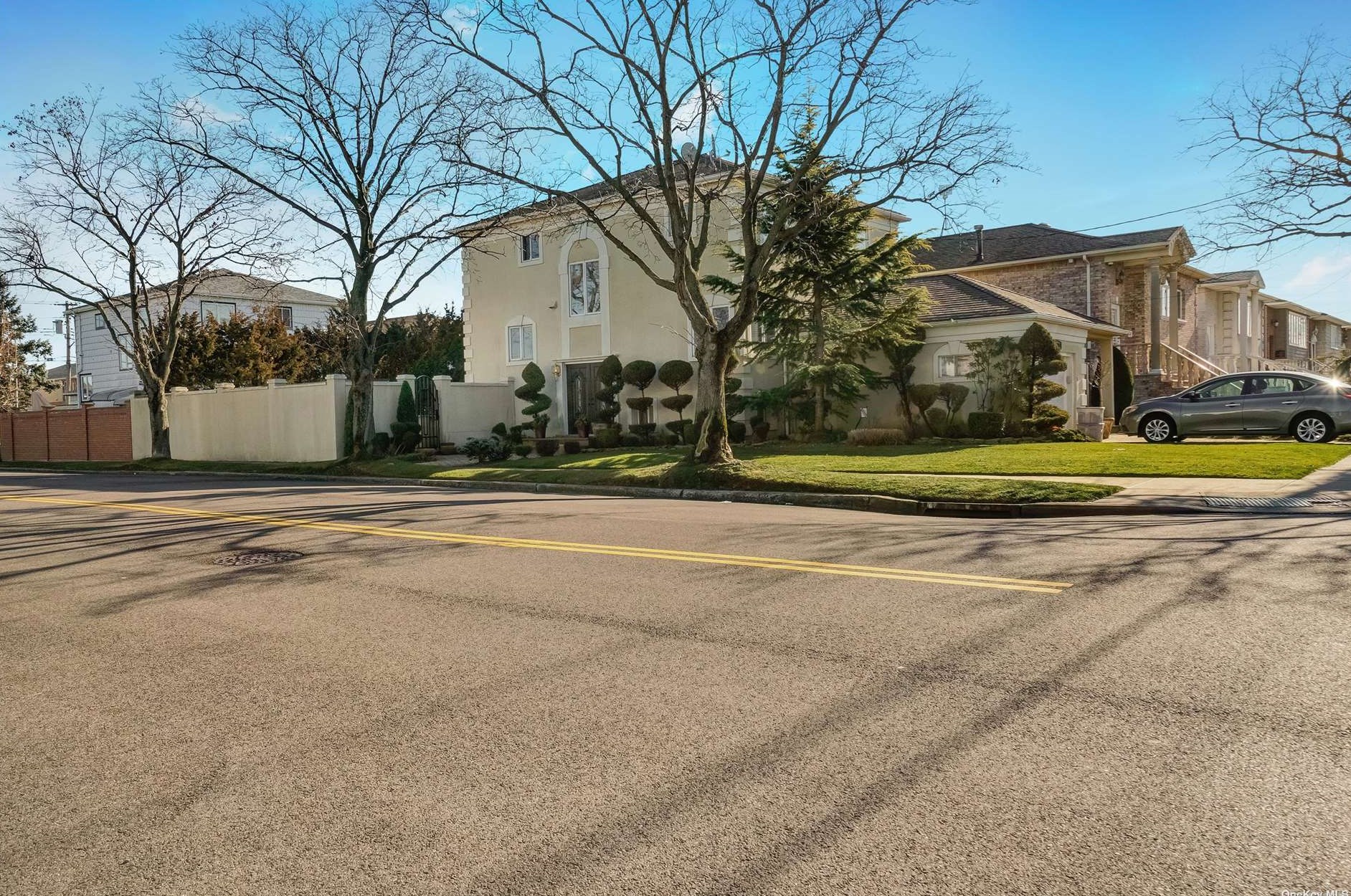 161-03 89th St, Jamaica, NY 11414