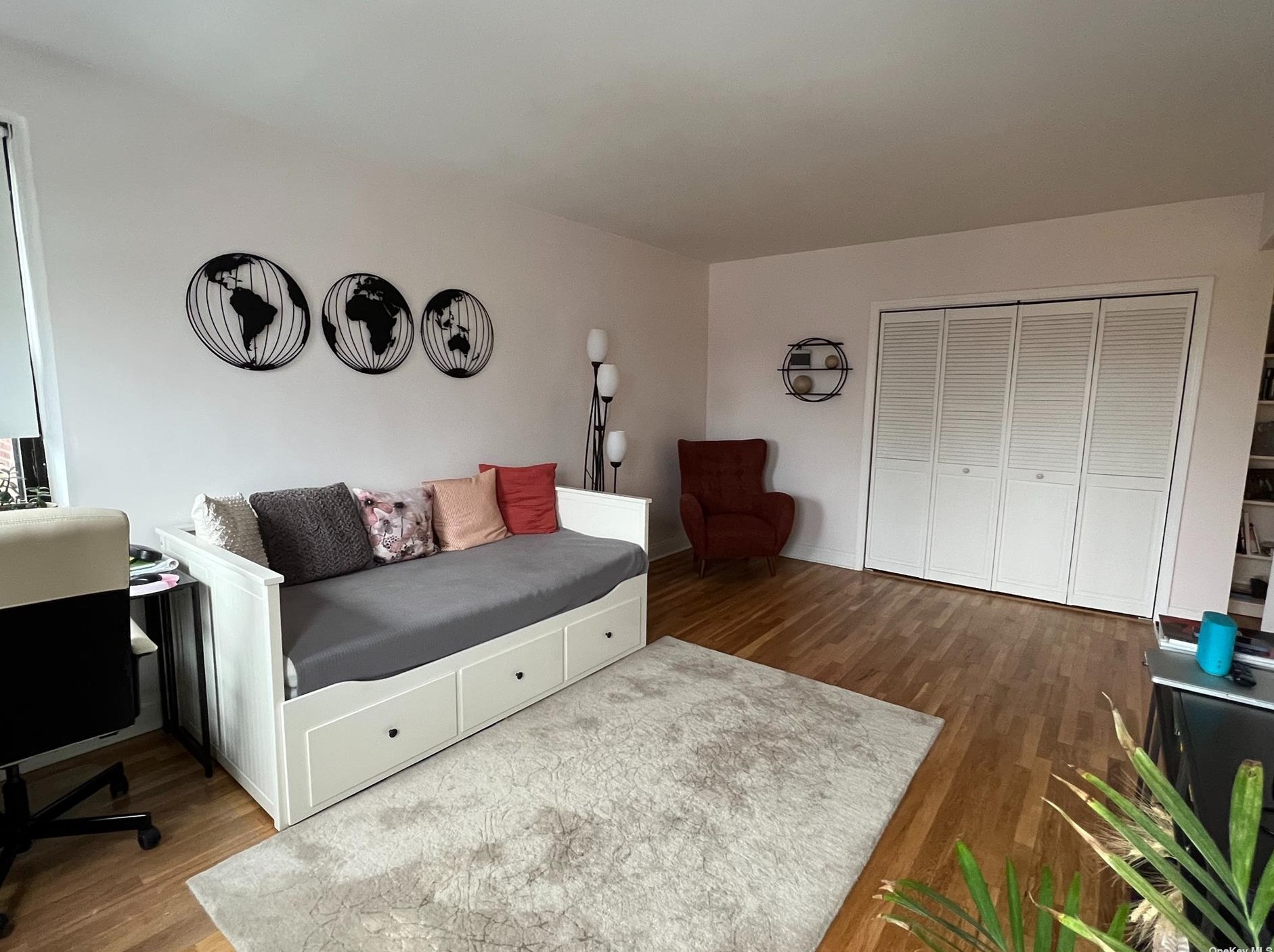 143-50 Hoover Ave #417, Jamaica, NY 11435
