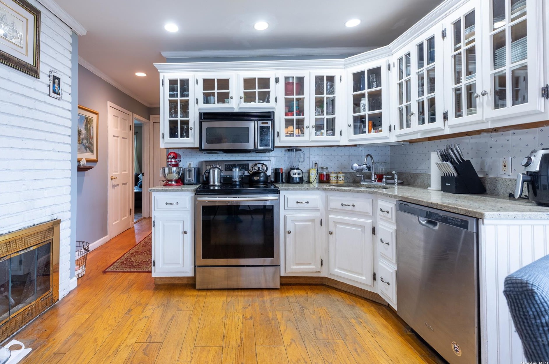 50 Ramble Ln, Plainedge NY  11756-5733 exterior