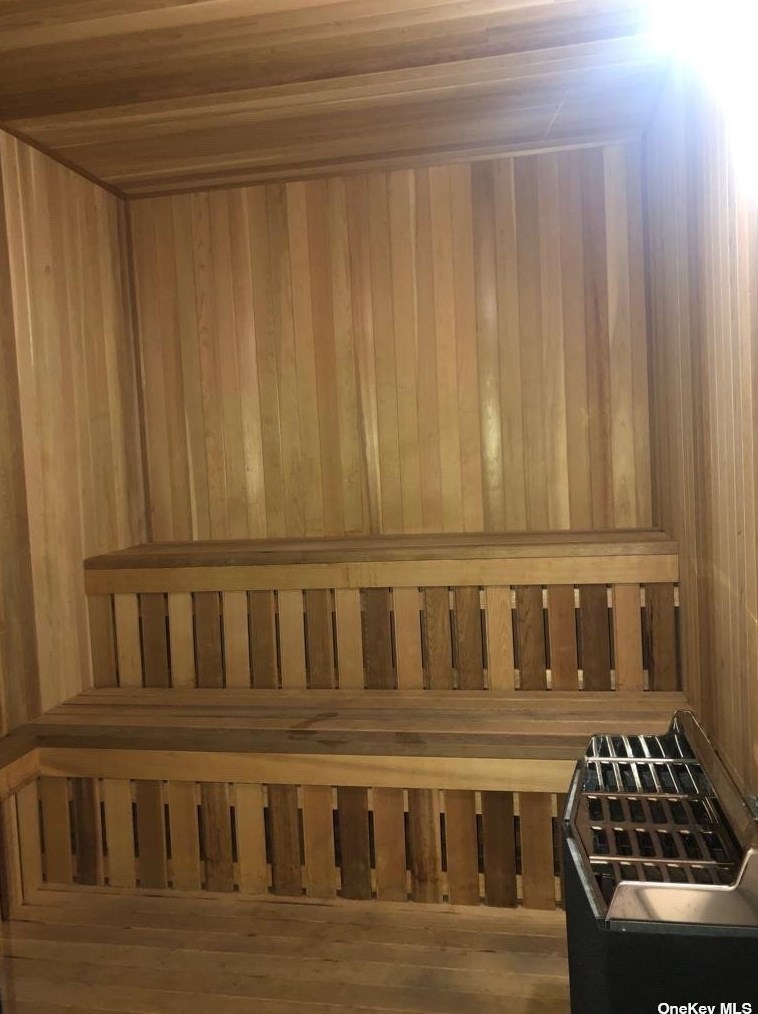 112-01 Queens Blvd #5a, Flushing, NY 11375