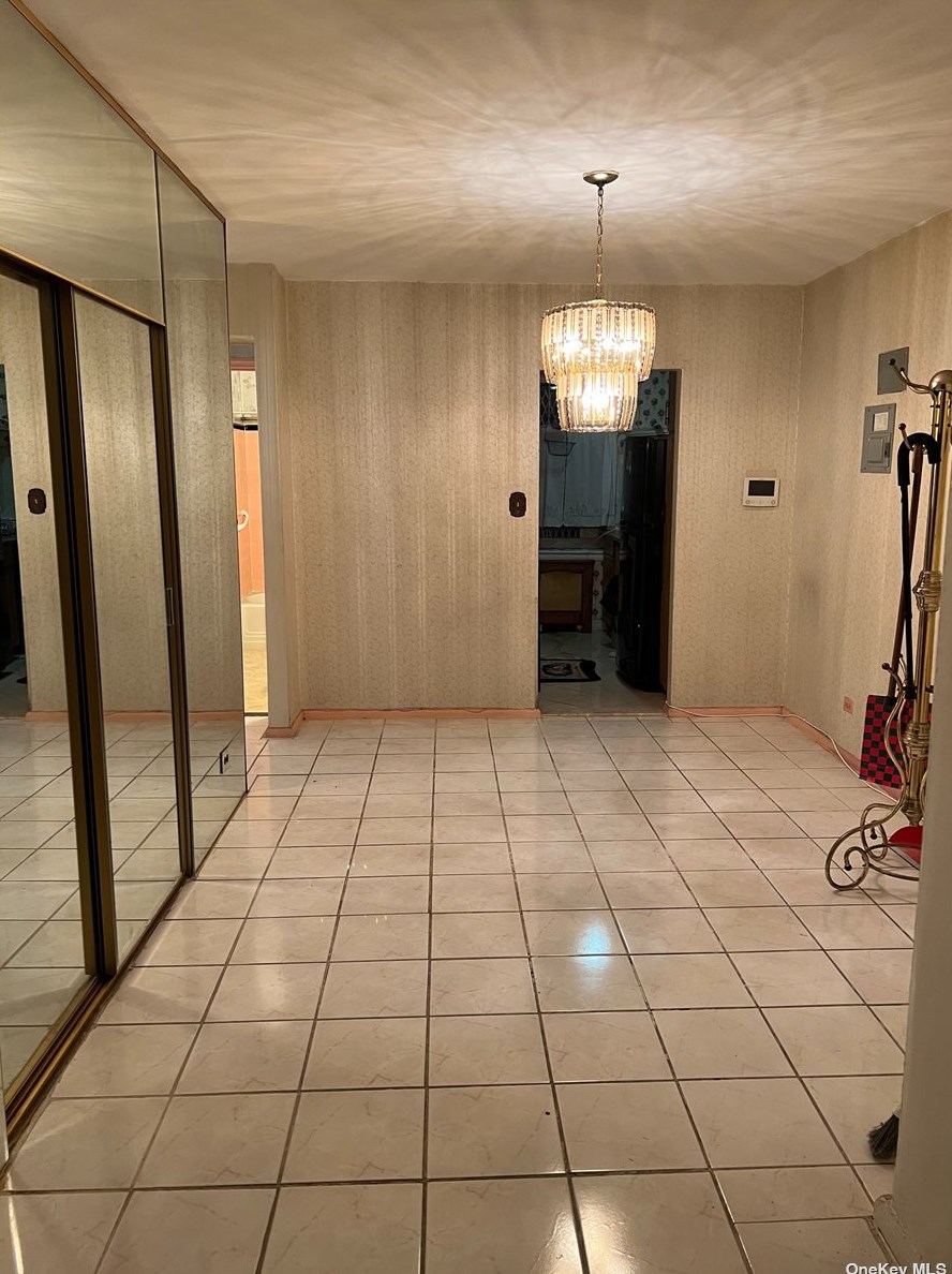 32-40 89th St #208, Flushing, NY 11369