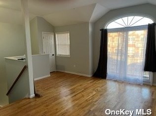 15534 78th St, Jamaica, NY 11414