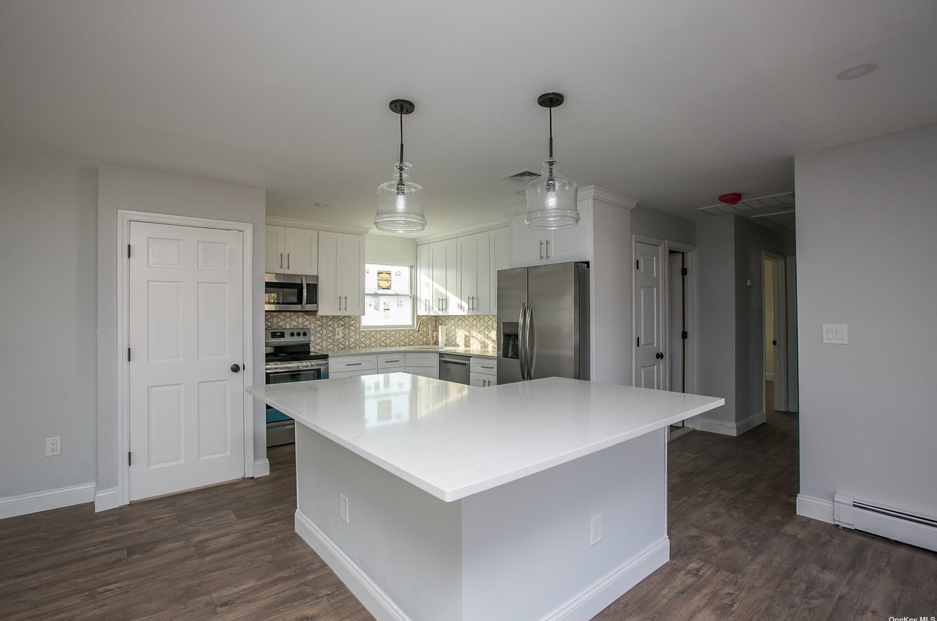 677 Grand Ave, North Lindenhurst, NY 11757