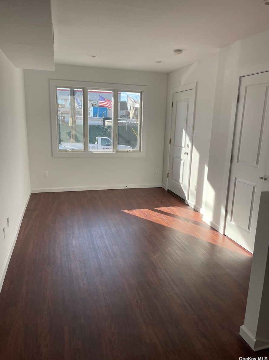 9155 Gold Rd #2, Jamaica, NY 11417