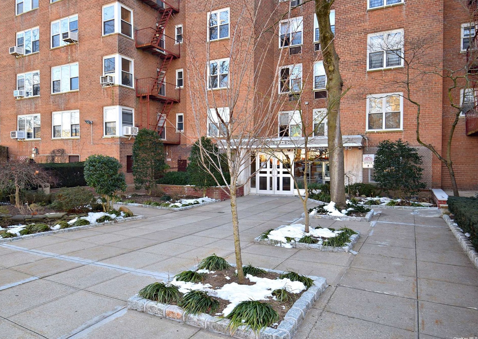 209-80 18th Ave, Flushing, NY 11360-2106