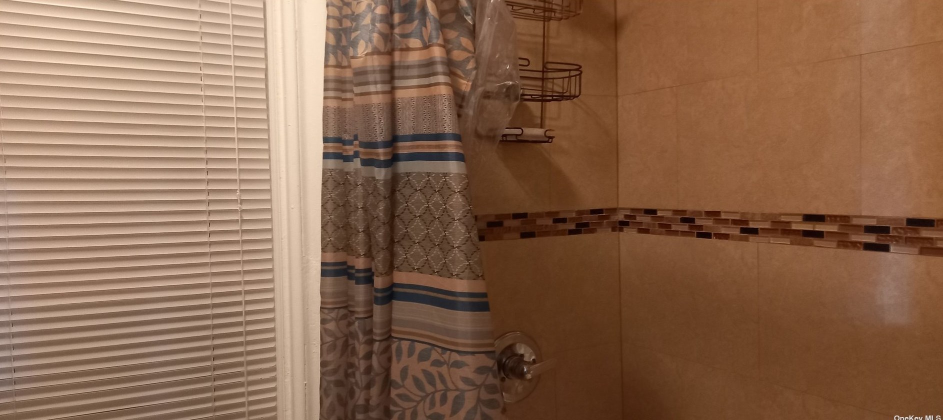 33-22 89th St #2fl., Flushing, NY 11372