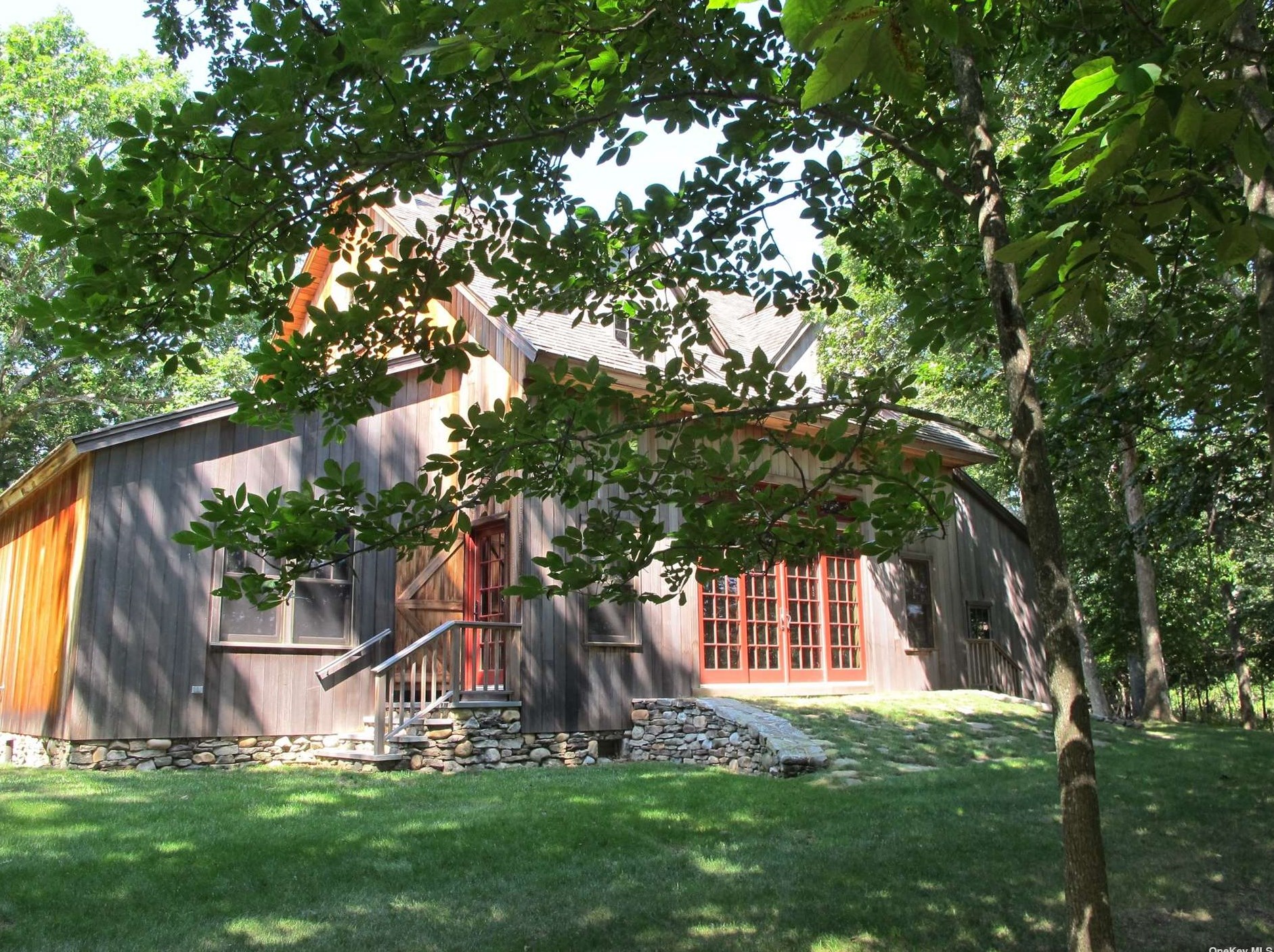 4296 Wunneweta Rd, Nassau Point, NY 11935-2776