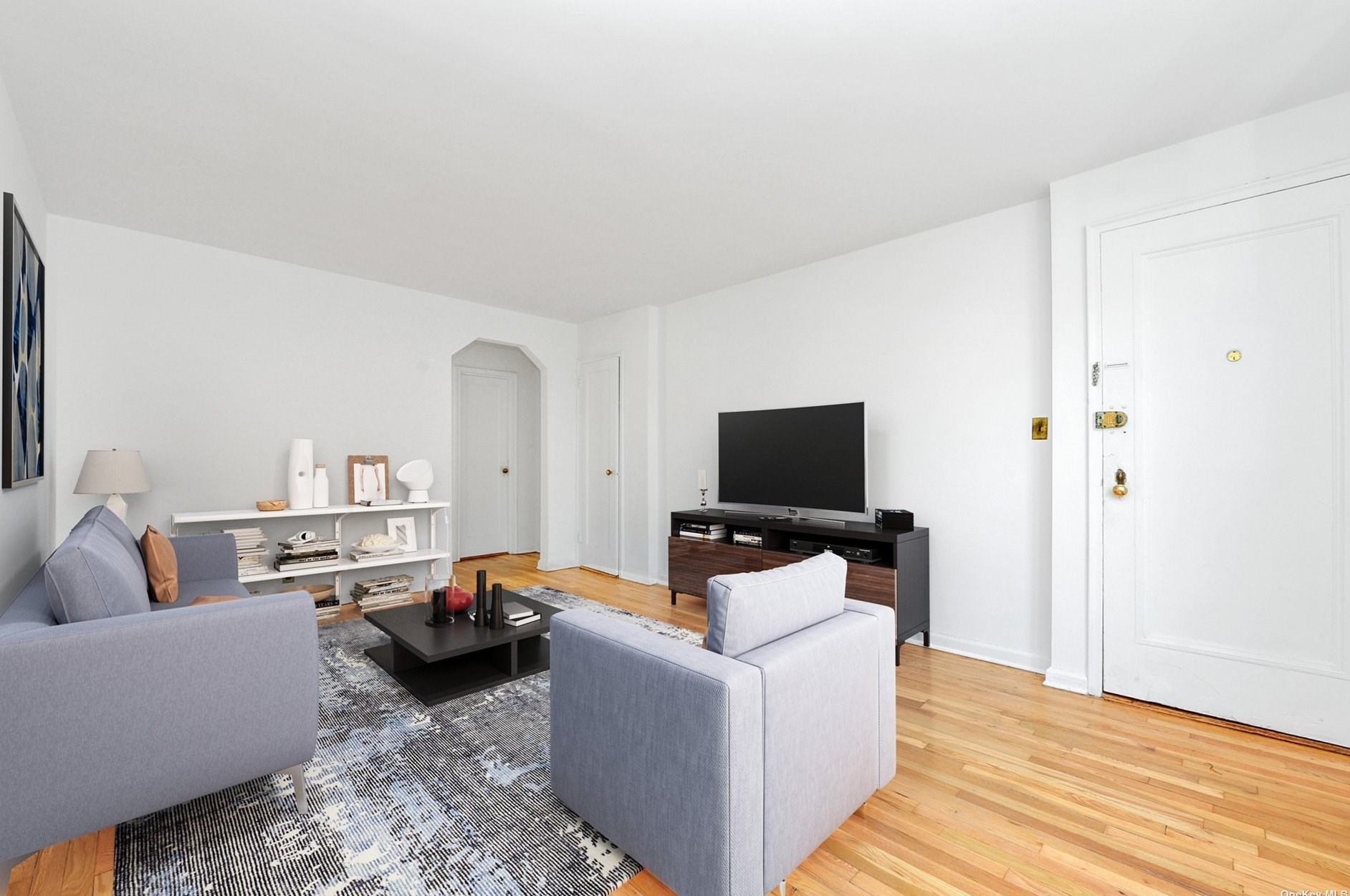 36-07 172nd St, Flushing, NY 11358-1138