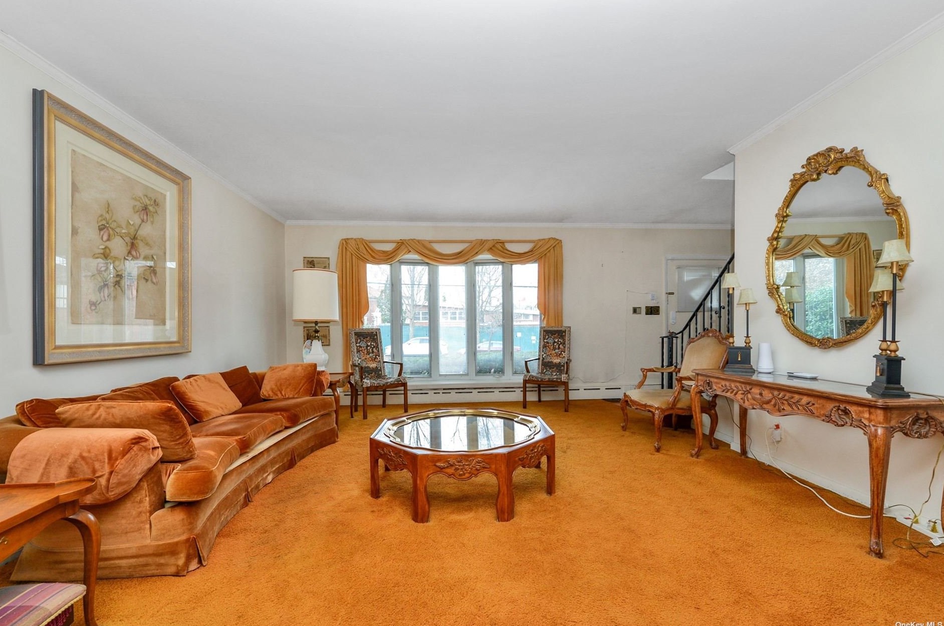 162-18 14th Ave, Flushing, NY 11357-1406