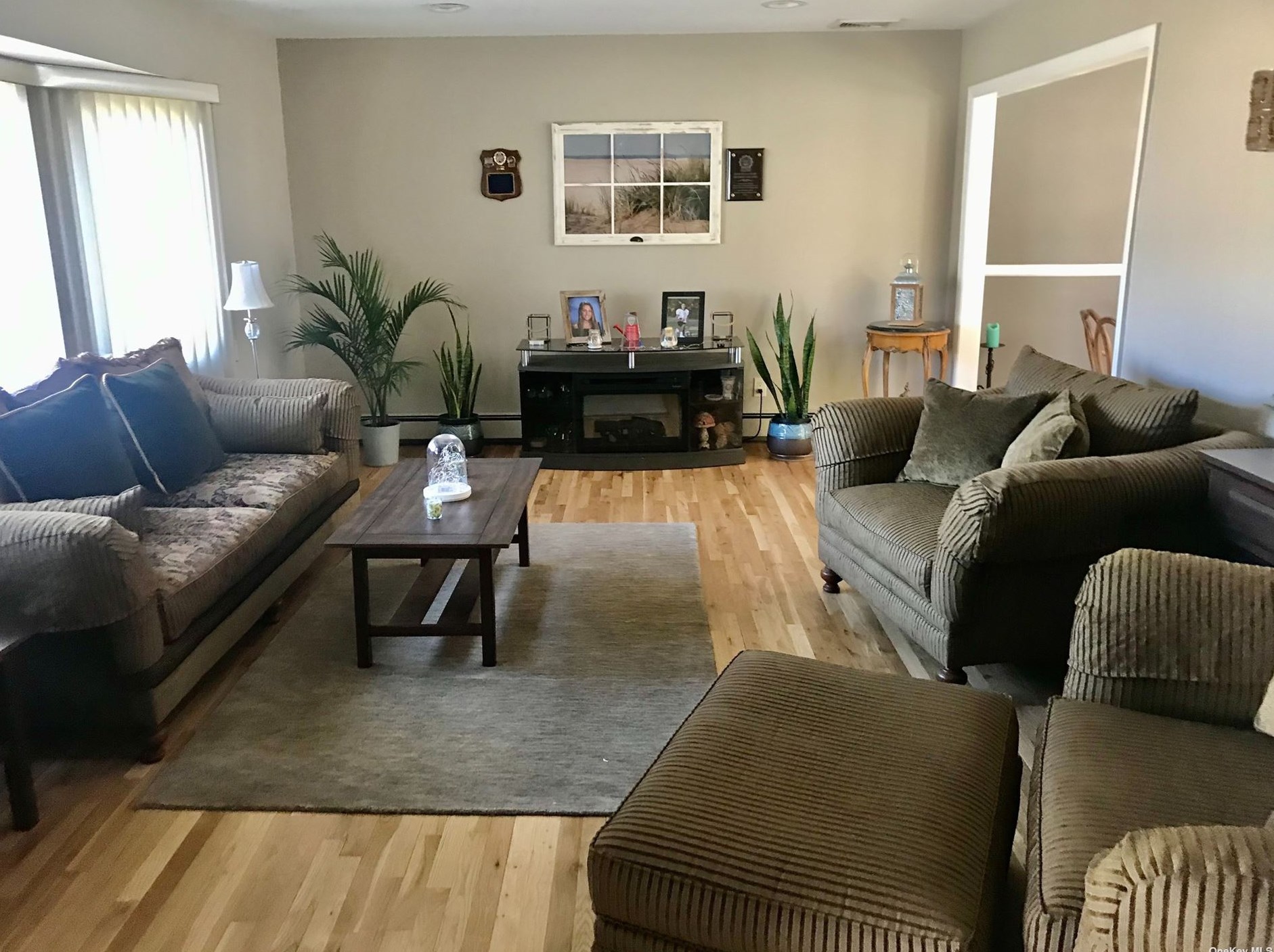 1880 Nitas Pl, North Wantagh, NY 11793