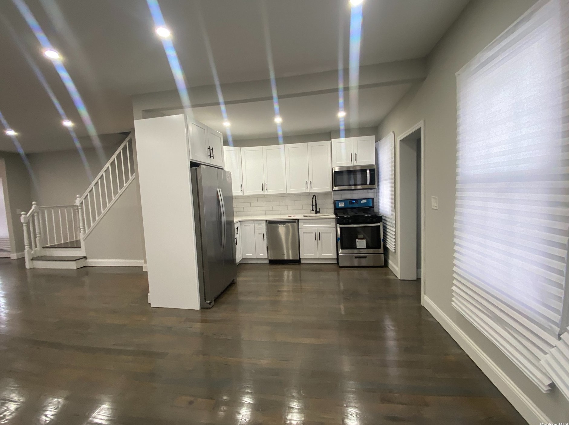 31-14 94th St, Flushing, NY 11369