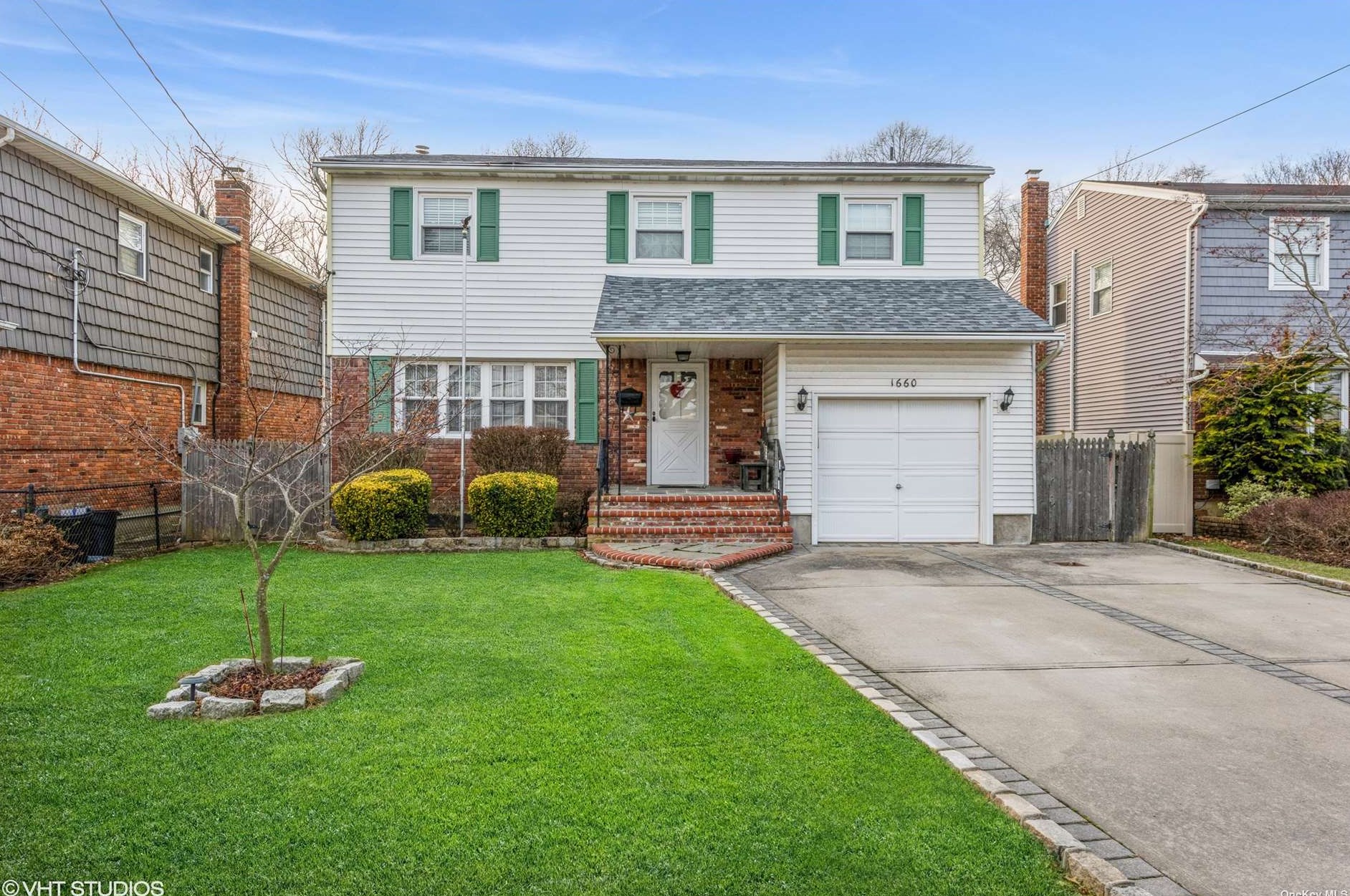 1660 Wantagh Ave, North Wantagh, NY 11793