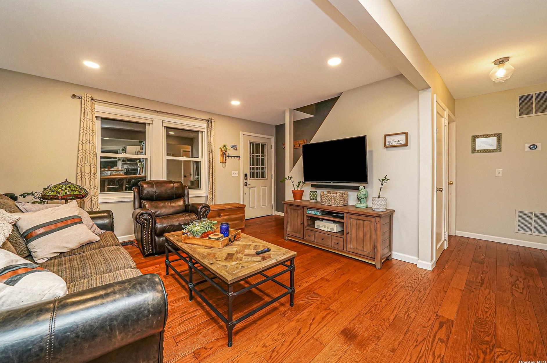 1 Shannon Blvd, Yaphank NY  11980-1601 exterior