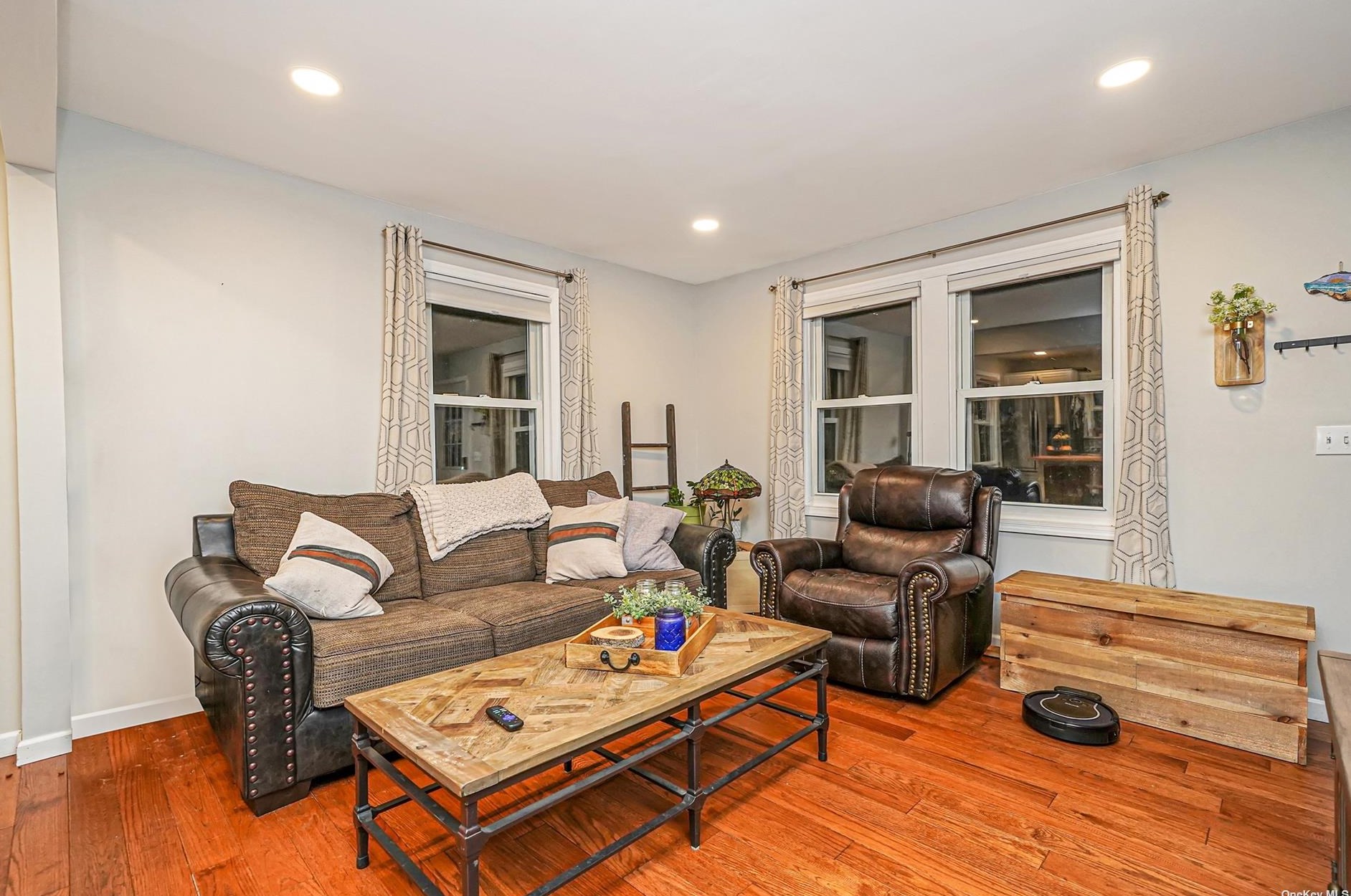 1 Shannon Blvd, Yaphank NY  11980-1601 exterior