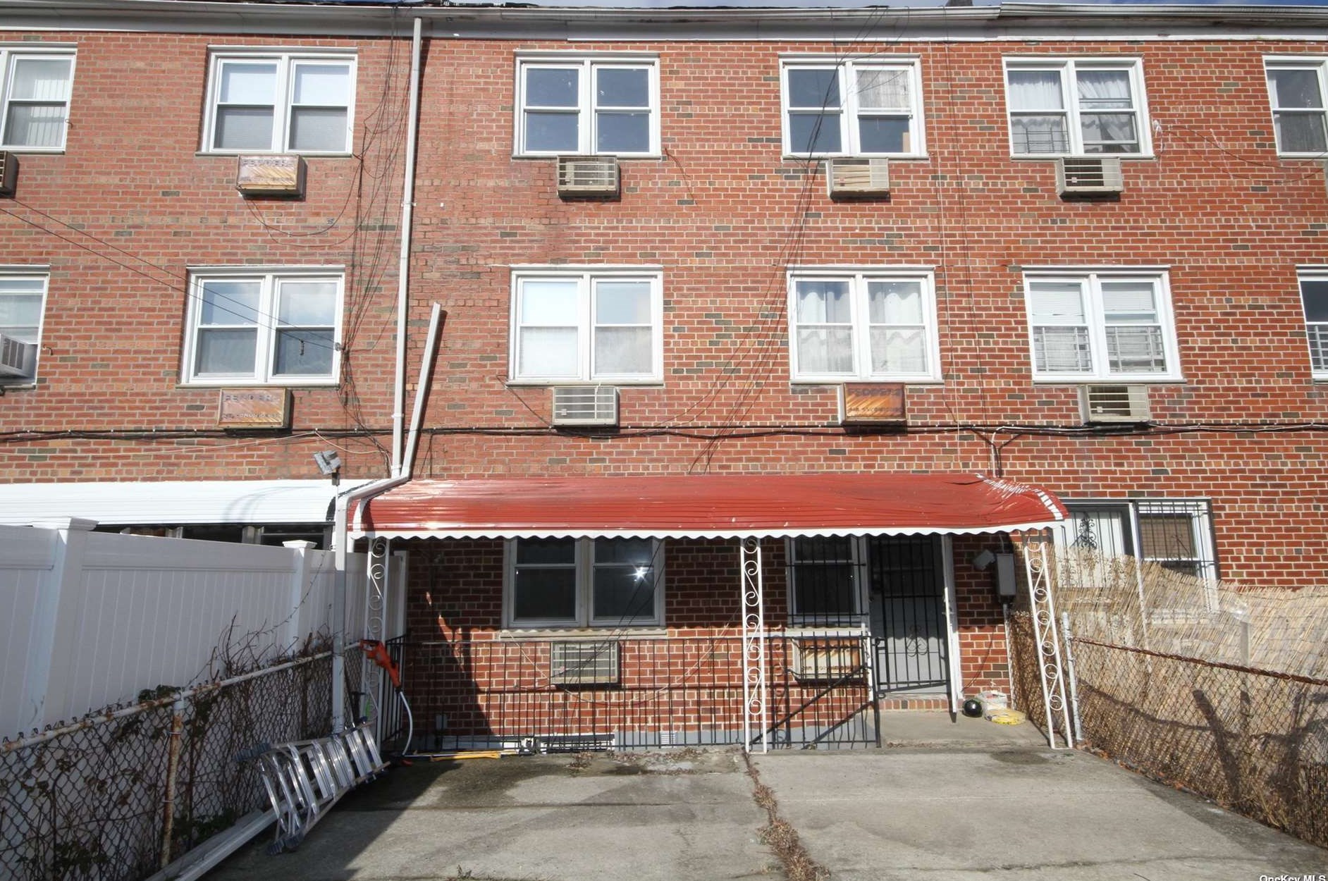 79-58 68th Ave, Flushing, NY 11379-4441