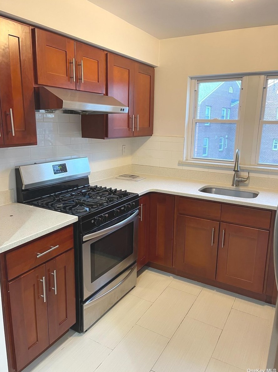 36-04 192nd St #2f, Flushing, NY 11358