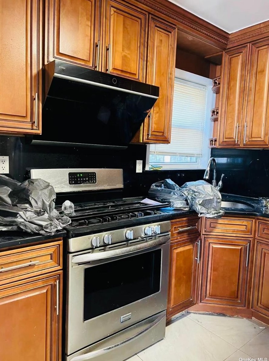 64-48 Cloverdale Blvd, Flushing, NY 11364