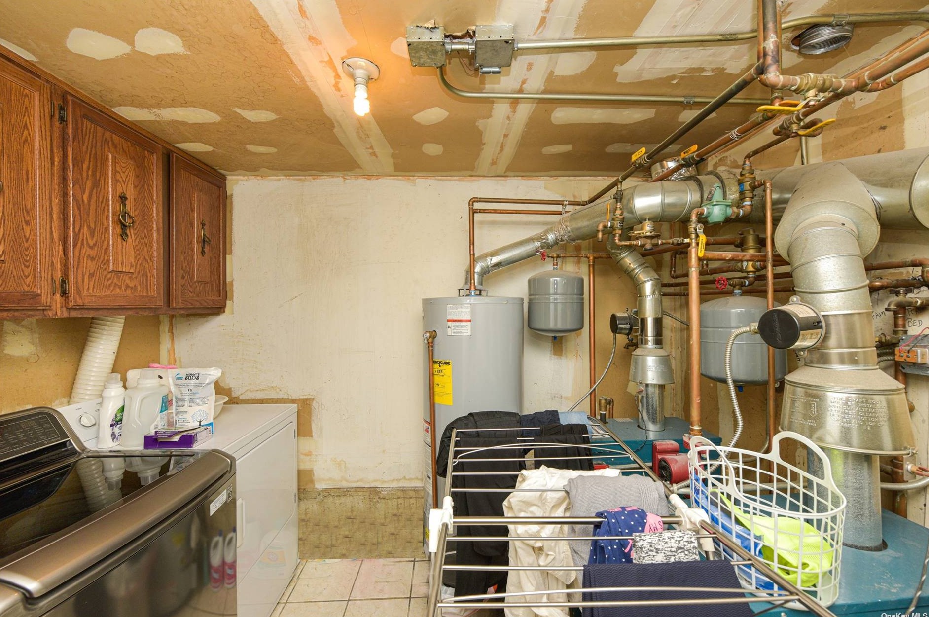 23210 Horace Harding Expy, Flushing NY  11364-2452 exterior