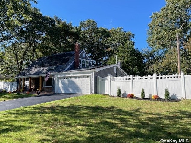 26 Wintergreen Dr, Coram, NY 11727-2224