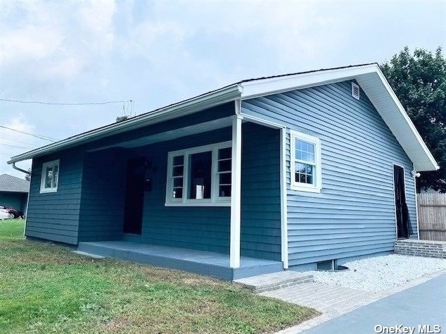 161 Miller Rd, South Hampton, NY 11968