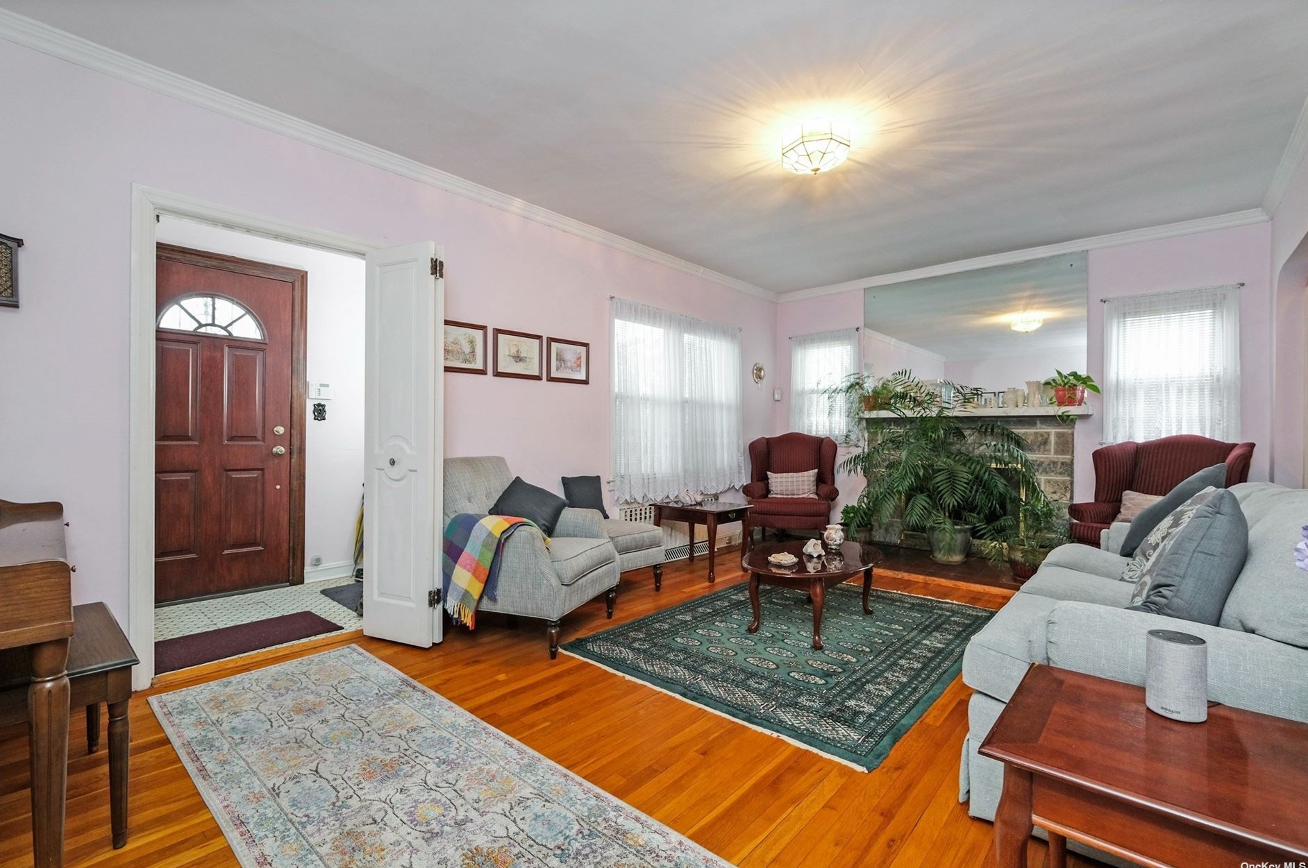 212-03 56th Ave, Flushing, NY 11361-2325