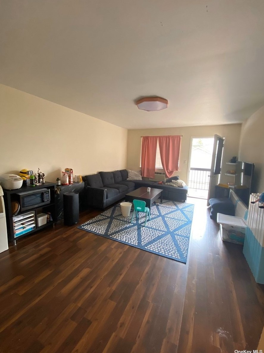 43-41 162nd St, Flushing NY  11358-2042 exterior
