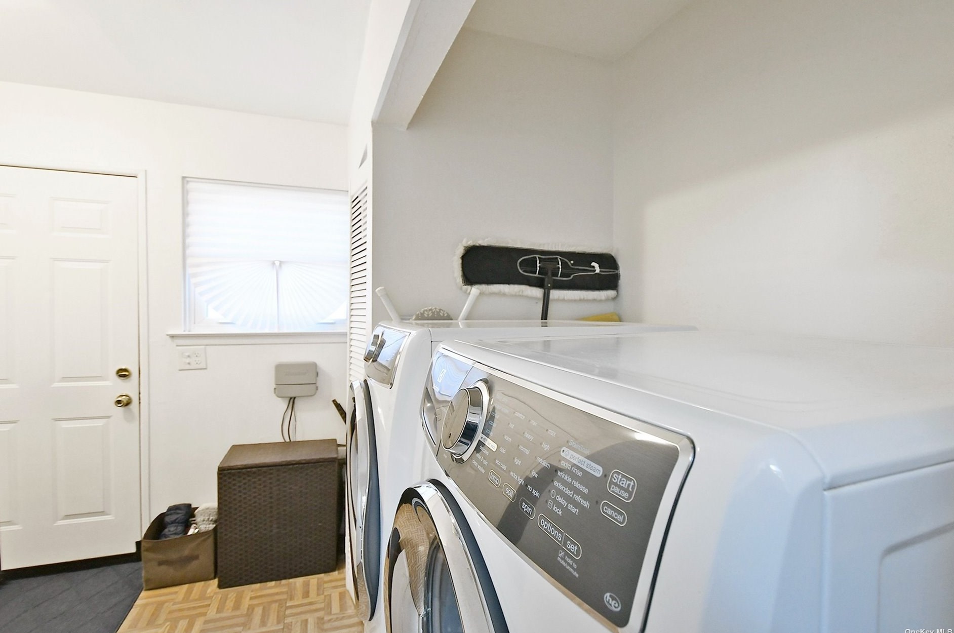 22 Virginia Dr, Gordon Heights NY  11763-4017 exterior