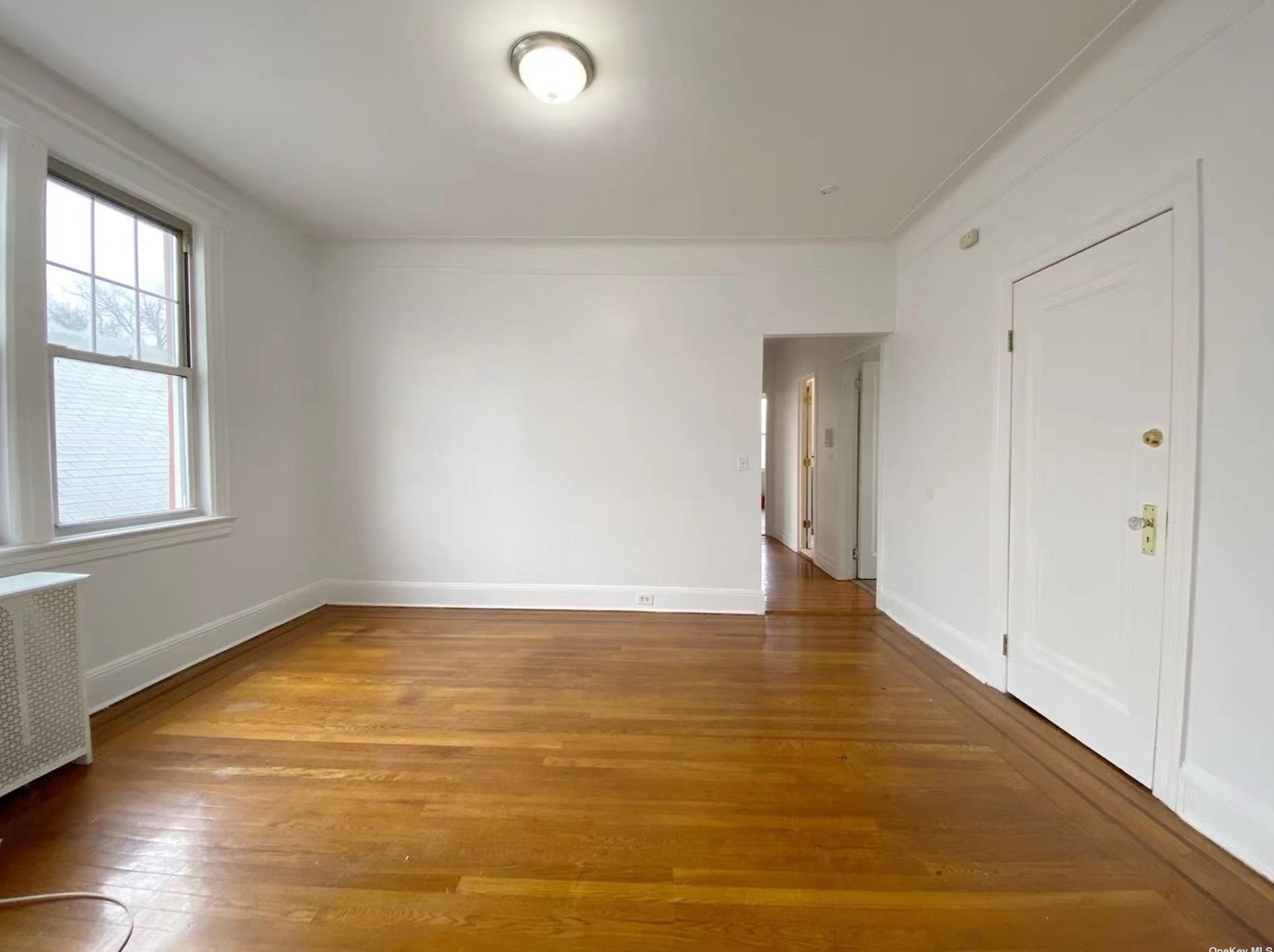 23-15 97th St, Flushing, NY 11369-1215