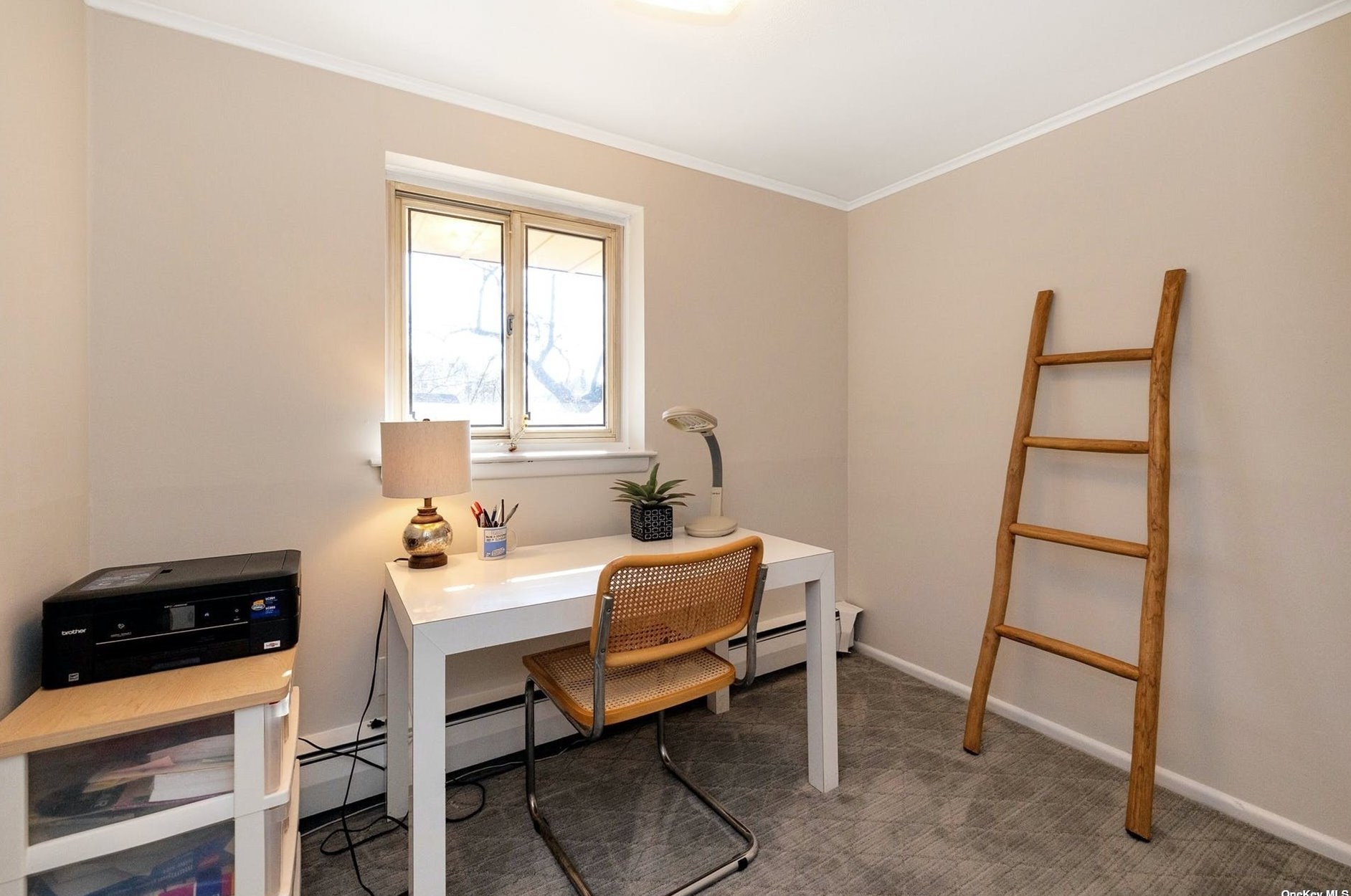 29 Essex Ct, Port Washington NY  11050-4222 exterior