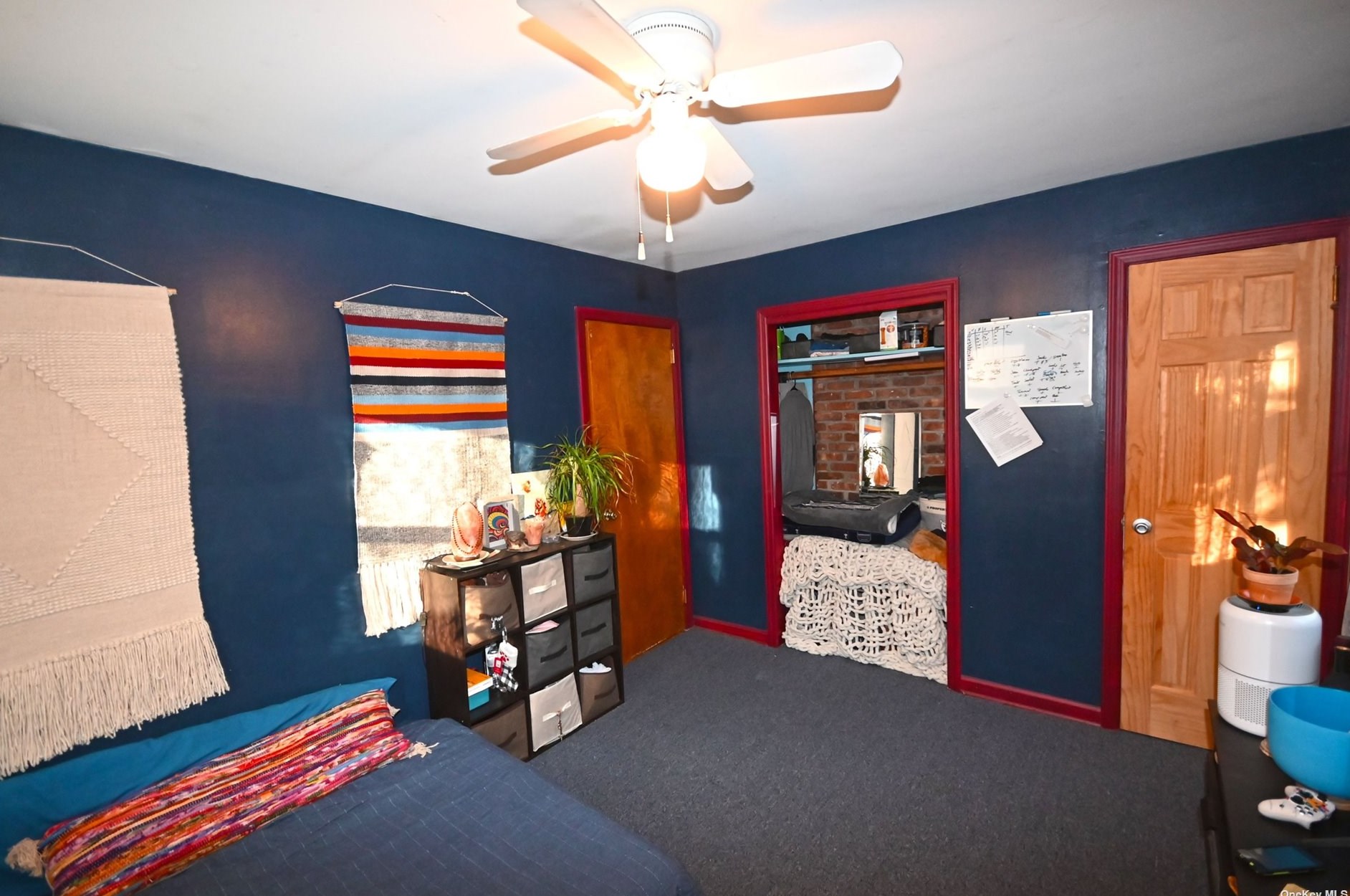 14 Oakcrest Ave, Middle Island NY  11953-1413 exterior