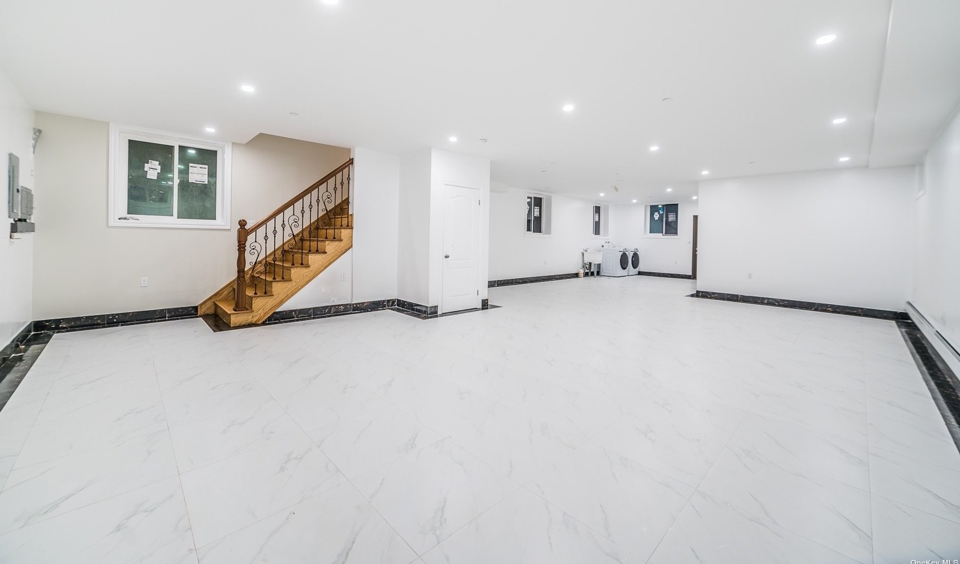 64-18 230th St, Flushing NY  11364-1517 exterior