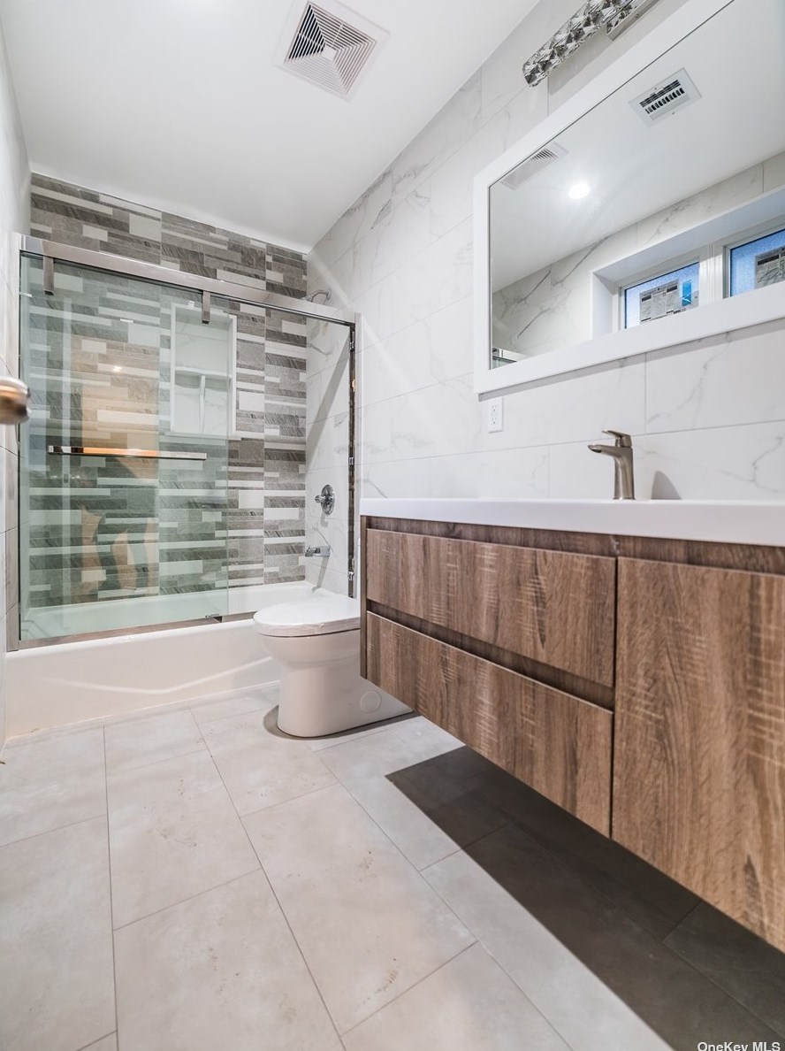 64-18 230th St, Flushing NY  11364-1517 exterior