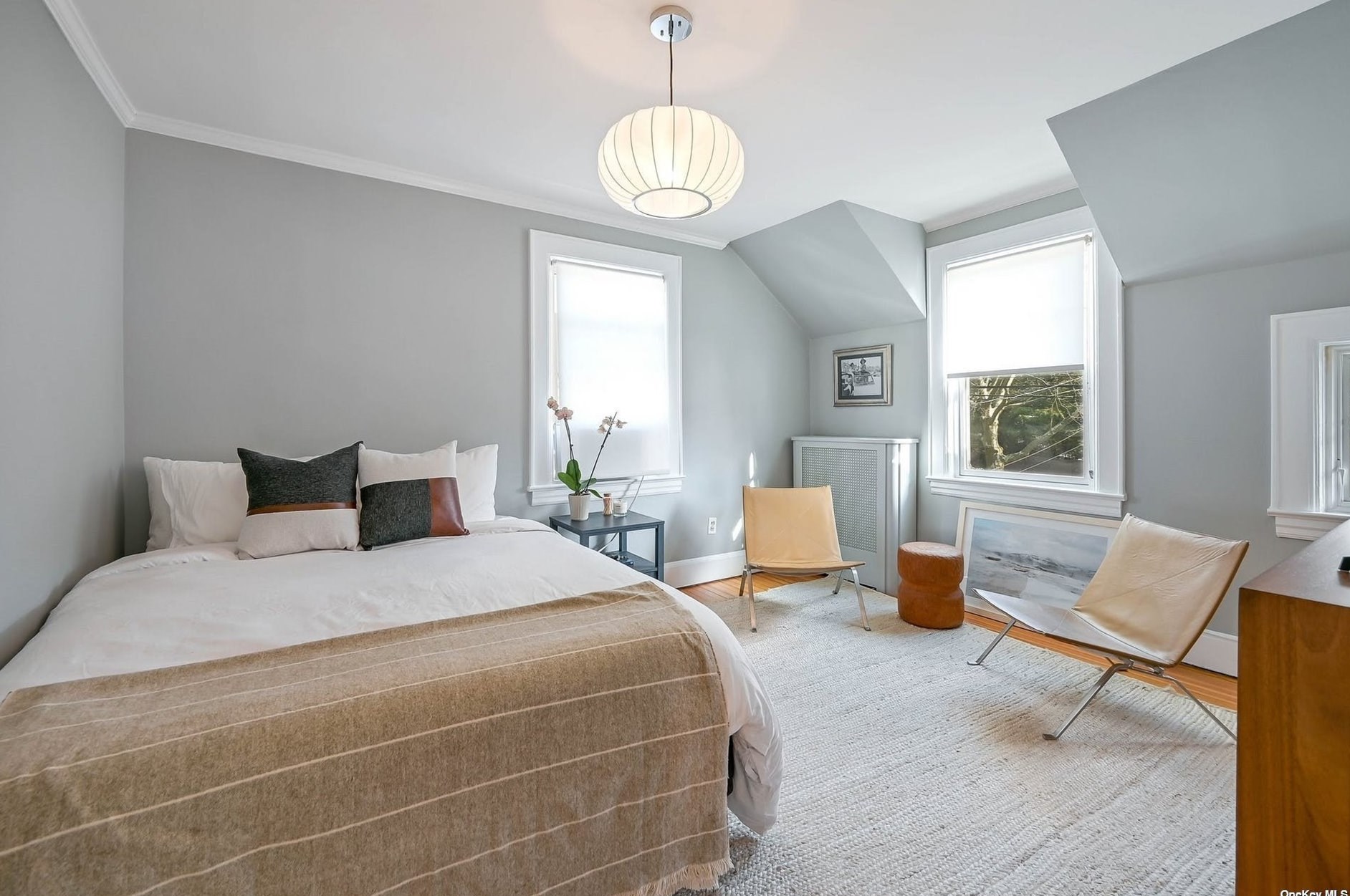 65 Main St, Hunt NY 11743-2919 exterior