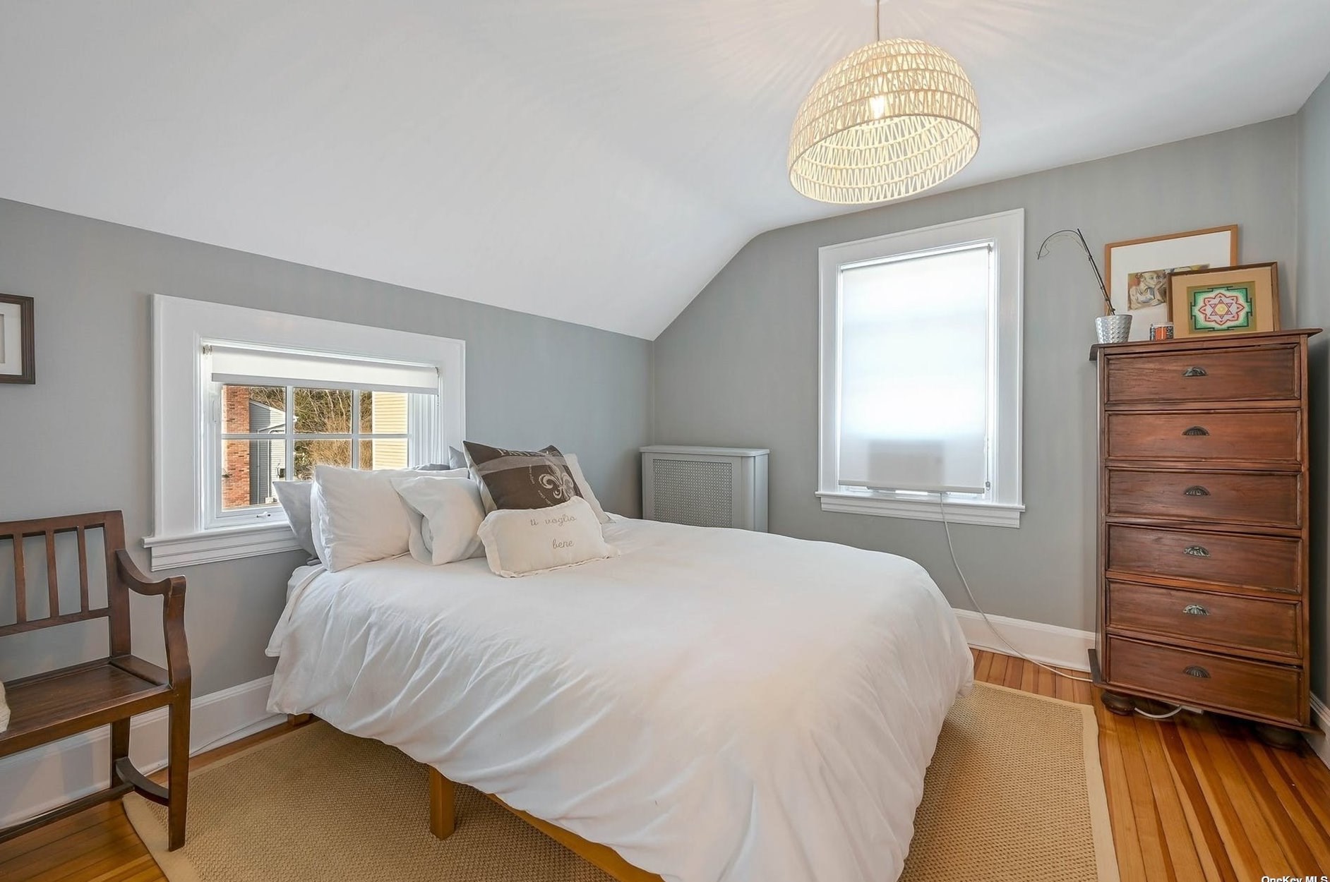 65 Main St, Hunt NY 11743-2919 exterior