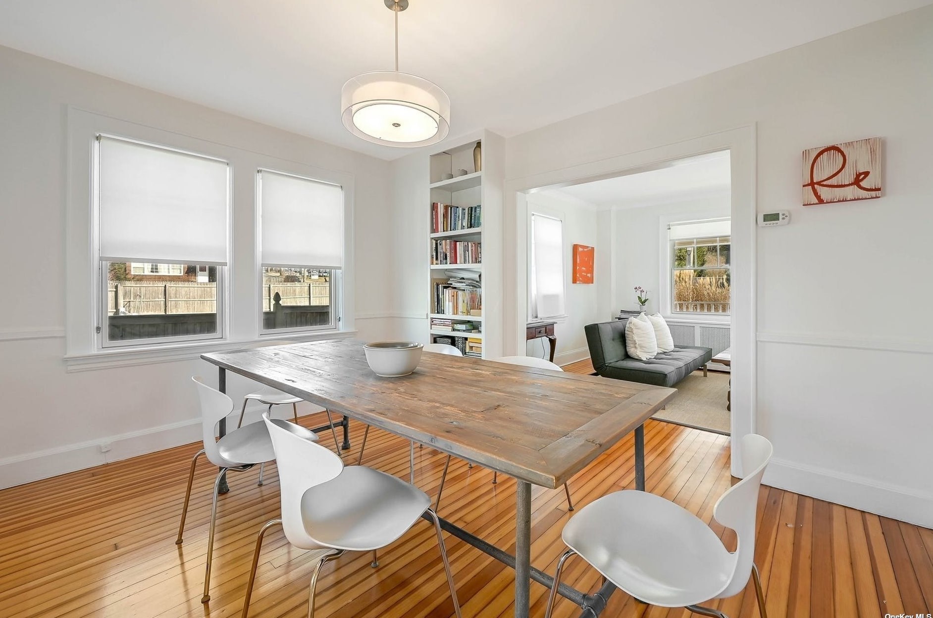 65 Main St, Hunt NY 11743-2919 exterior