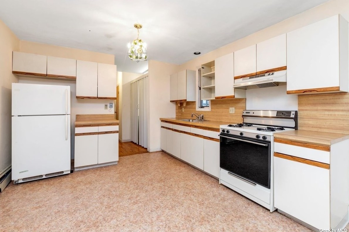 14-21 120th St, Flushing NY exterior