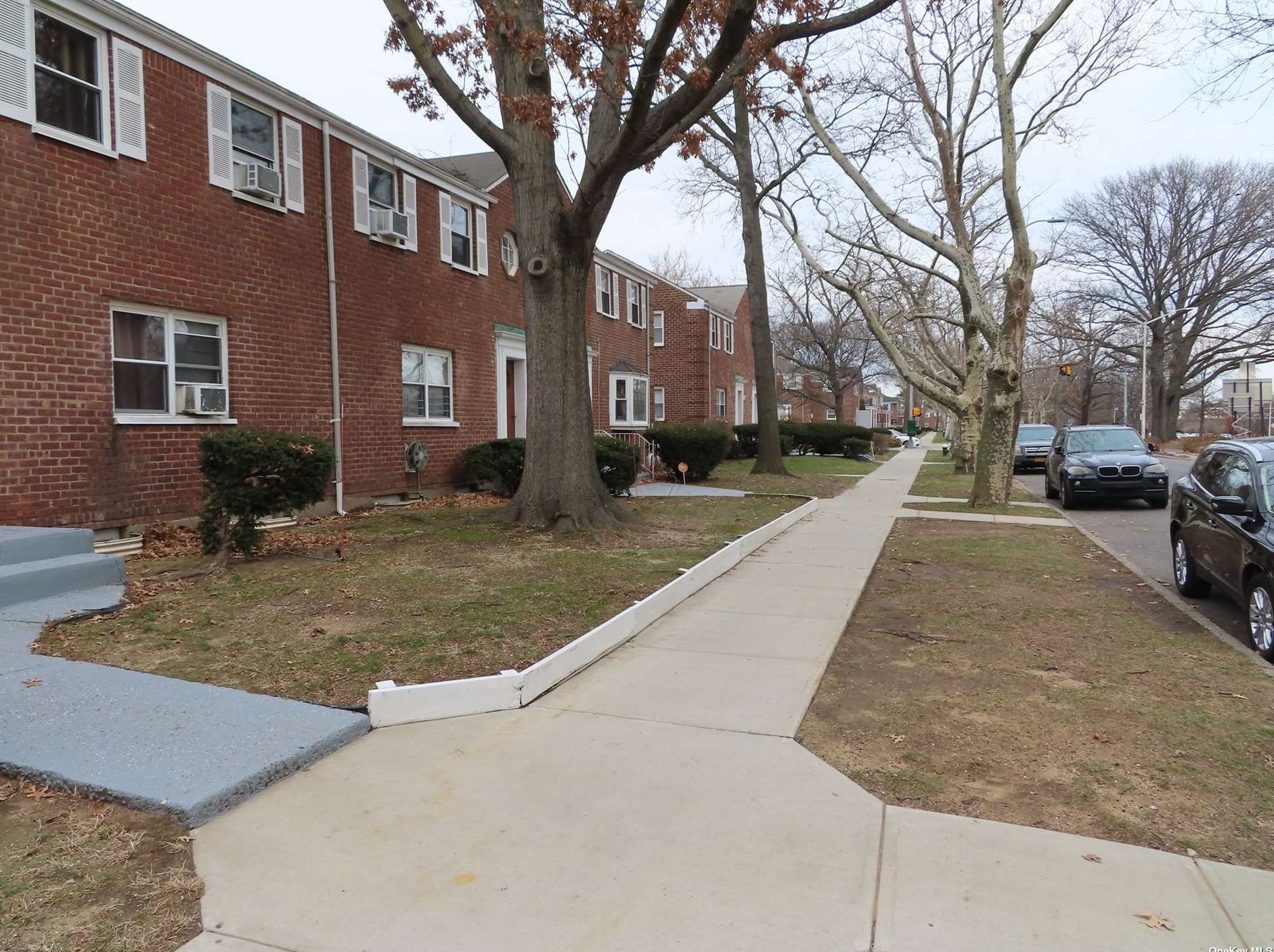 133-14 Laurelton Pkwy #upper, Jamaica, NY 11413