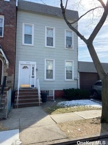 84-04 54th Ave, Flushing, NY 11373-1012