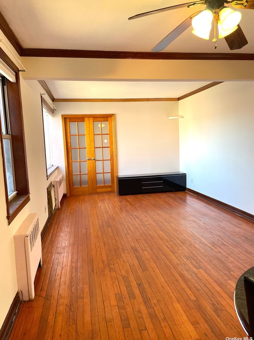 138-35 Jewel Ave, Flushing, NY 11367