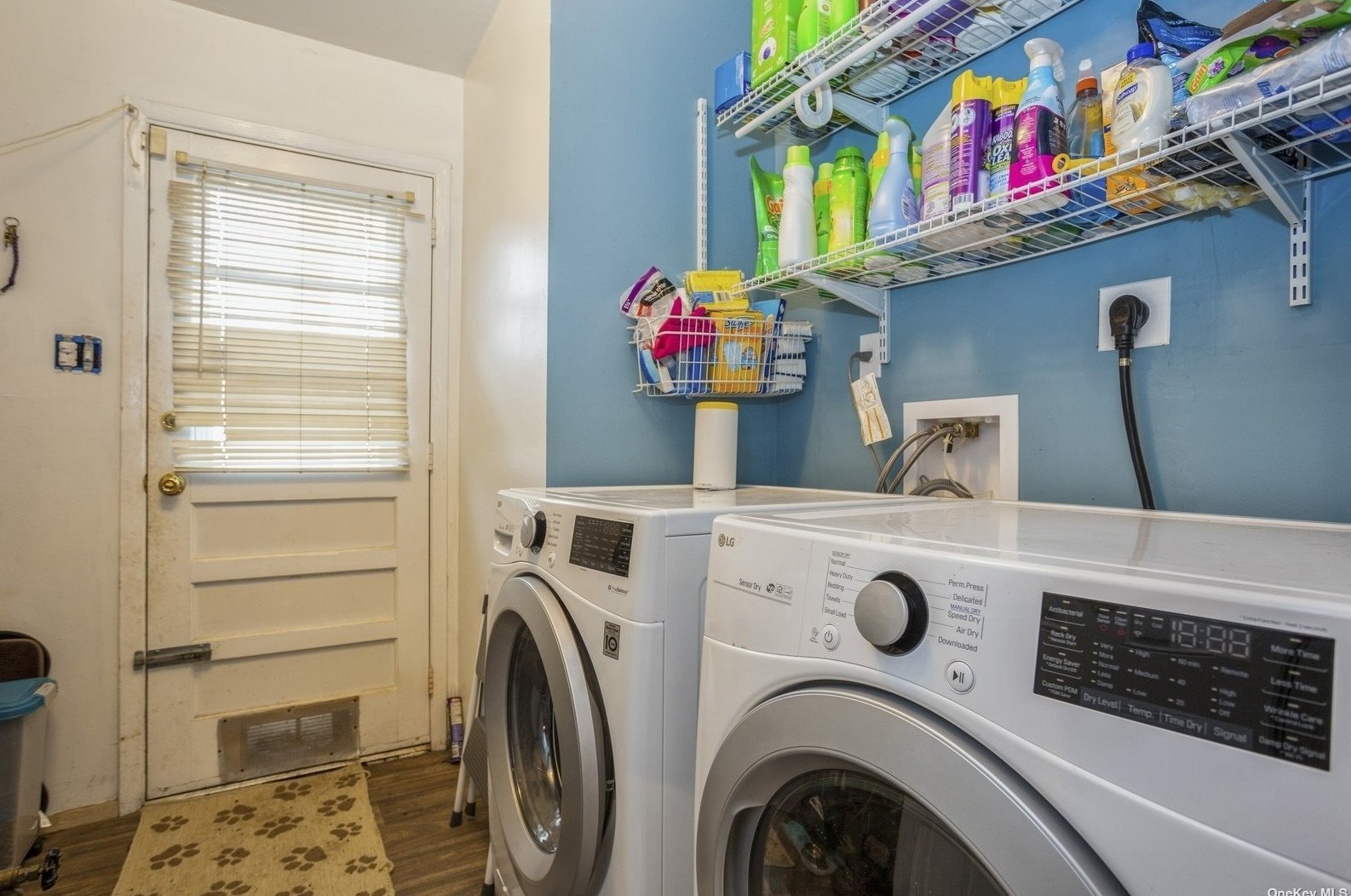 96 Rugby Dr, Smith Point NY 11967-4312 exterior