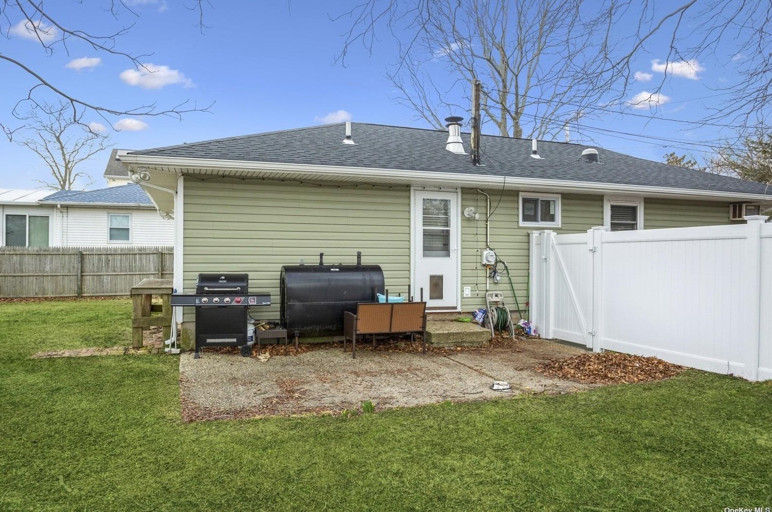 96 Rugby Dr, Smith Point NY 11967-4312 exterior