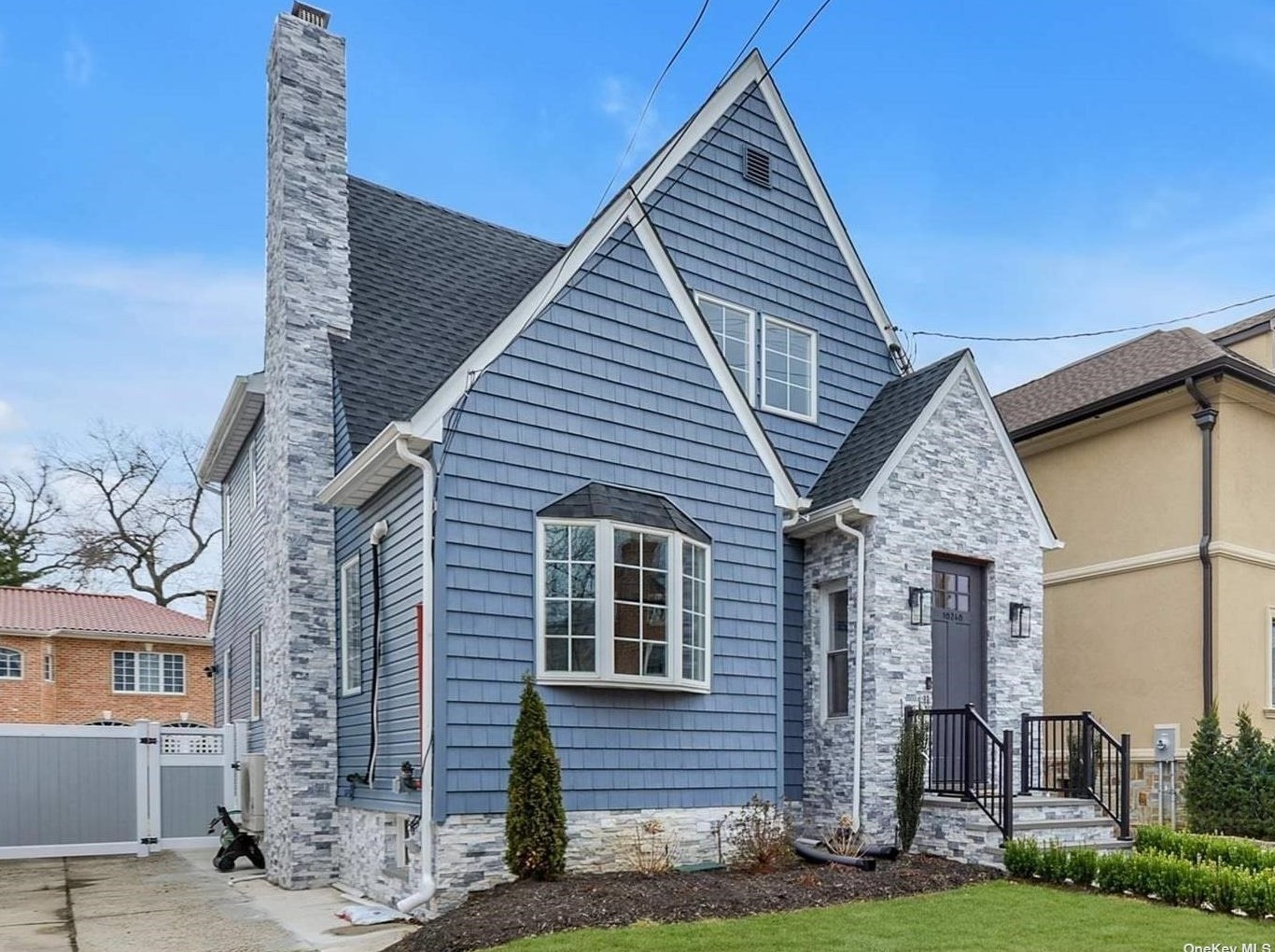 162-48 14th Ave, Flushing, NY 11357-1406