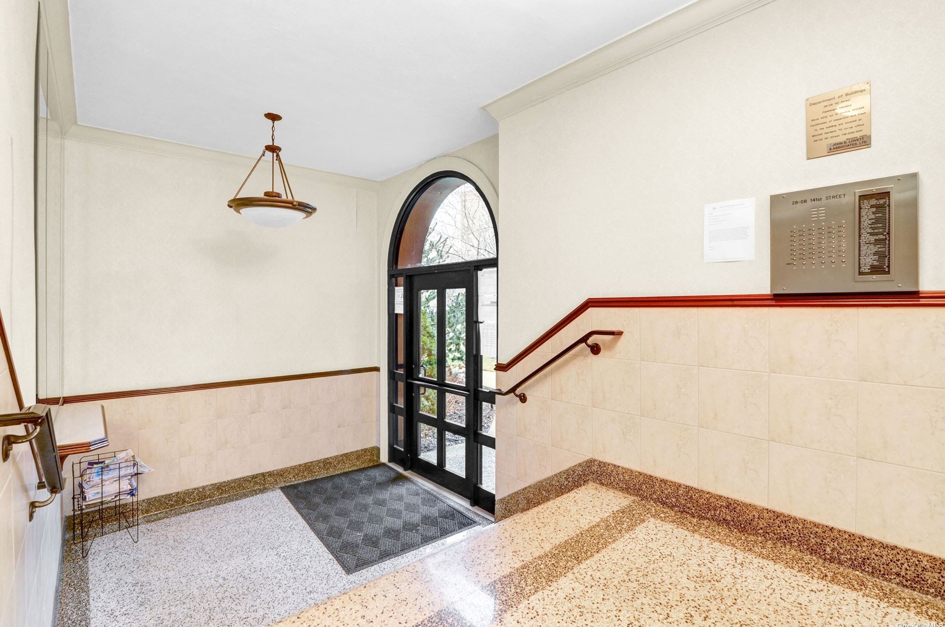 2808 141st St, Flushing NY  11354-1662 exterior