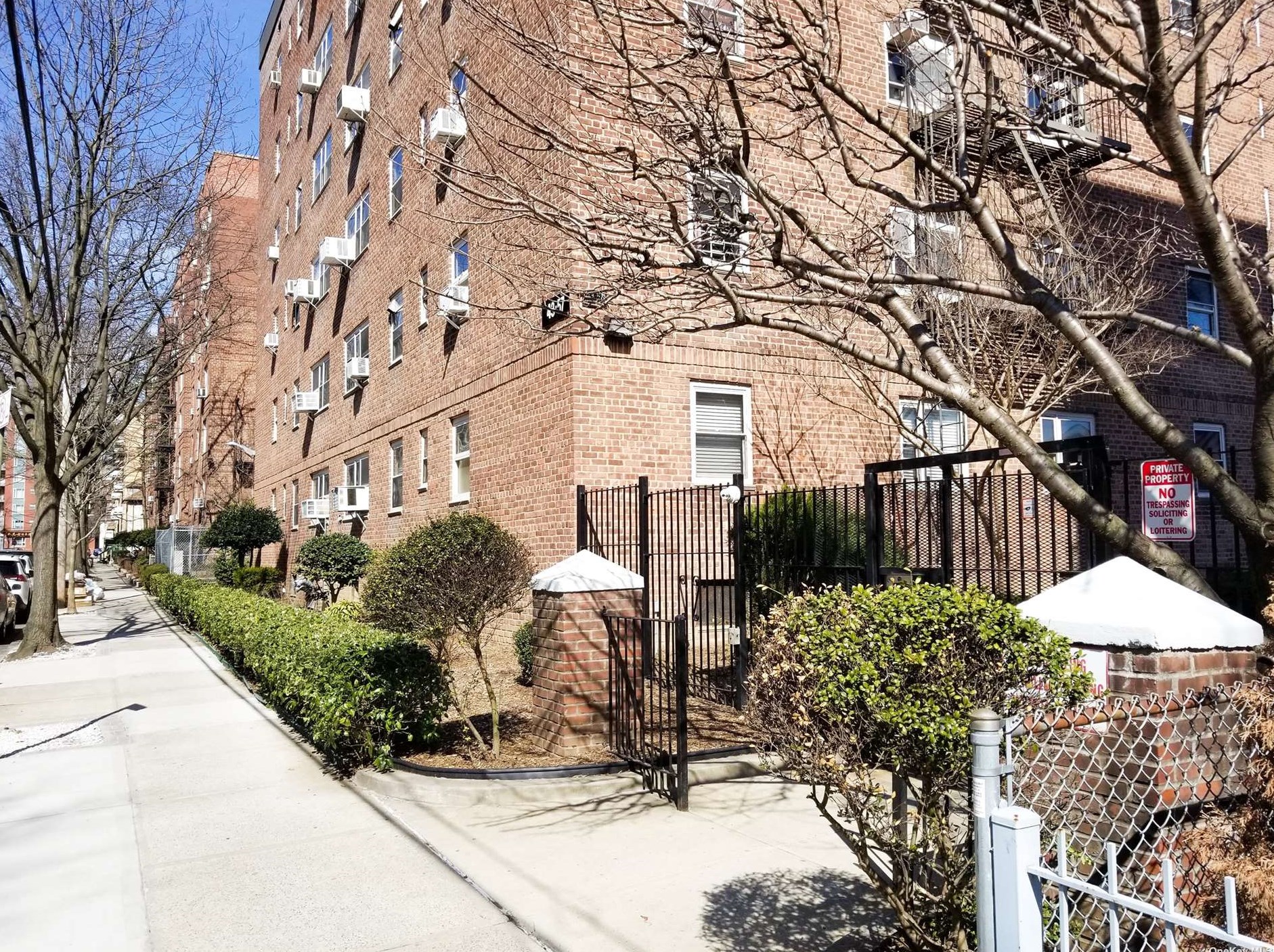 43-57 Union St, Flushing NY  11355-1249 exterior