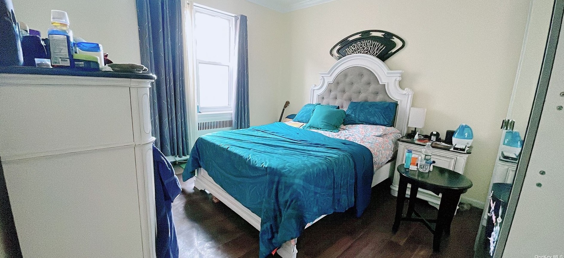 7402 Woodside Ave, Flushing NY 11377-3437 exterior