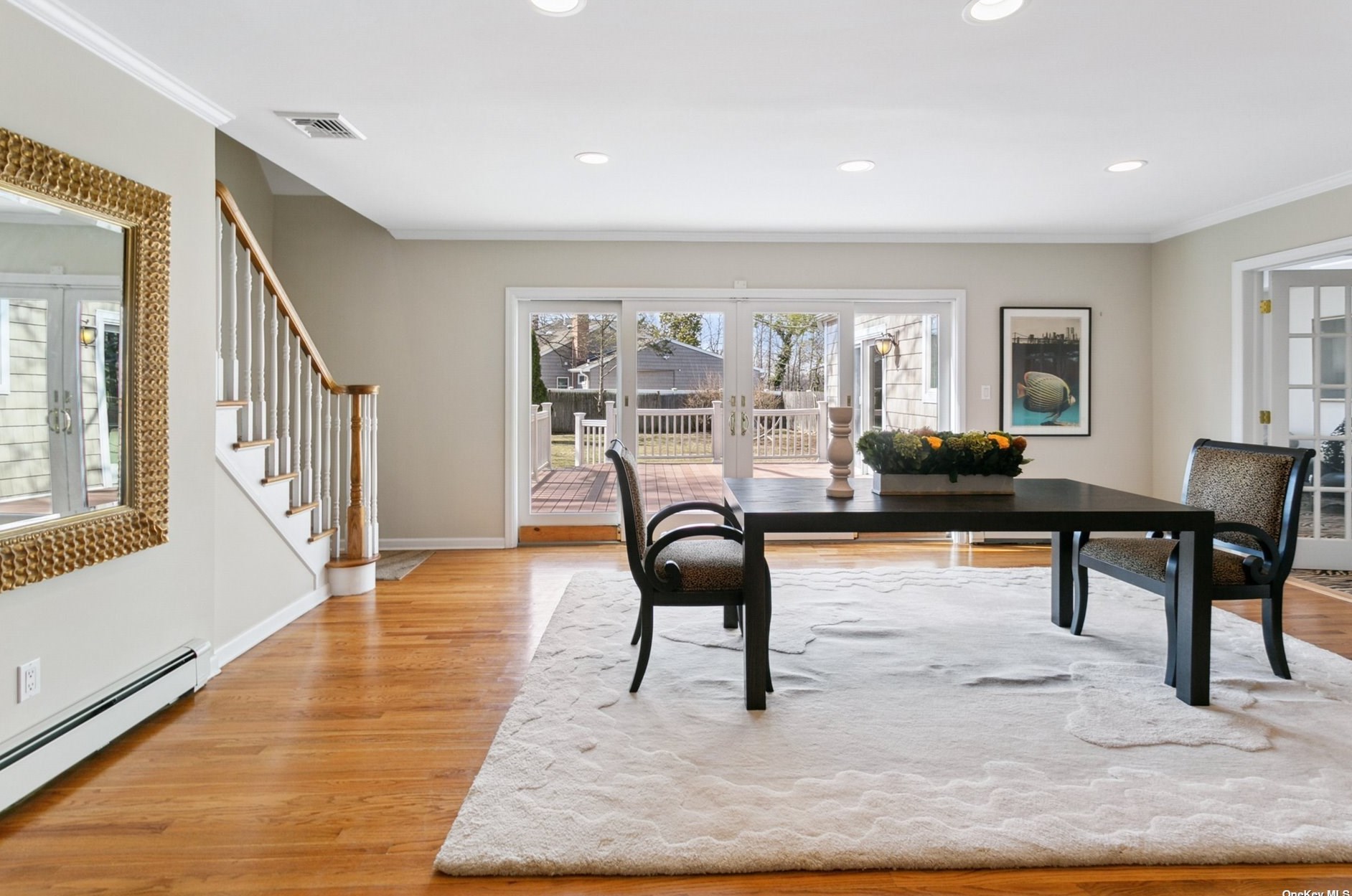 180 Torquay Pl, Hewlett, NY 11557-1824