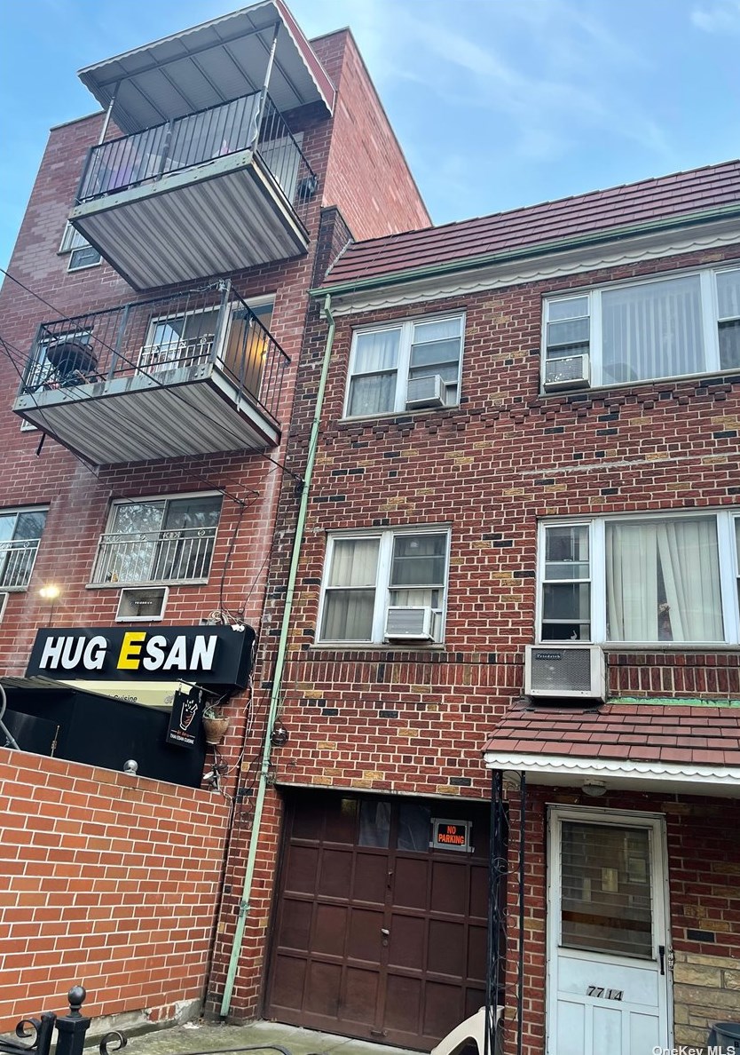 77-14 Woodside Ave, Flushing, NY 11373-2445