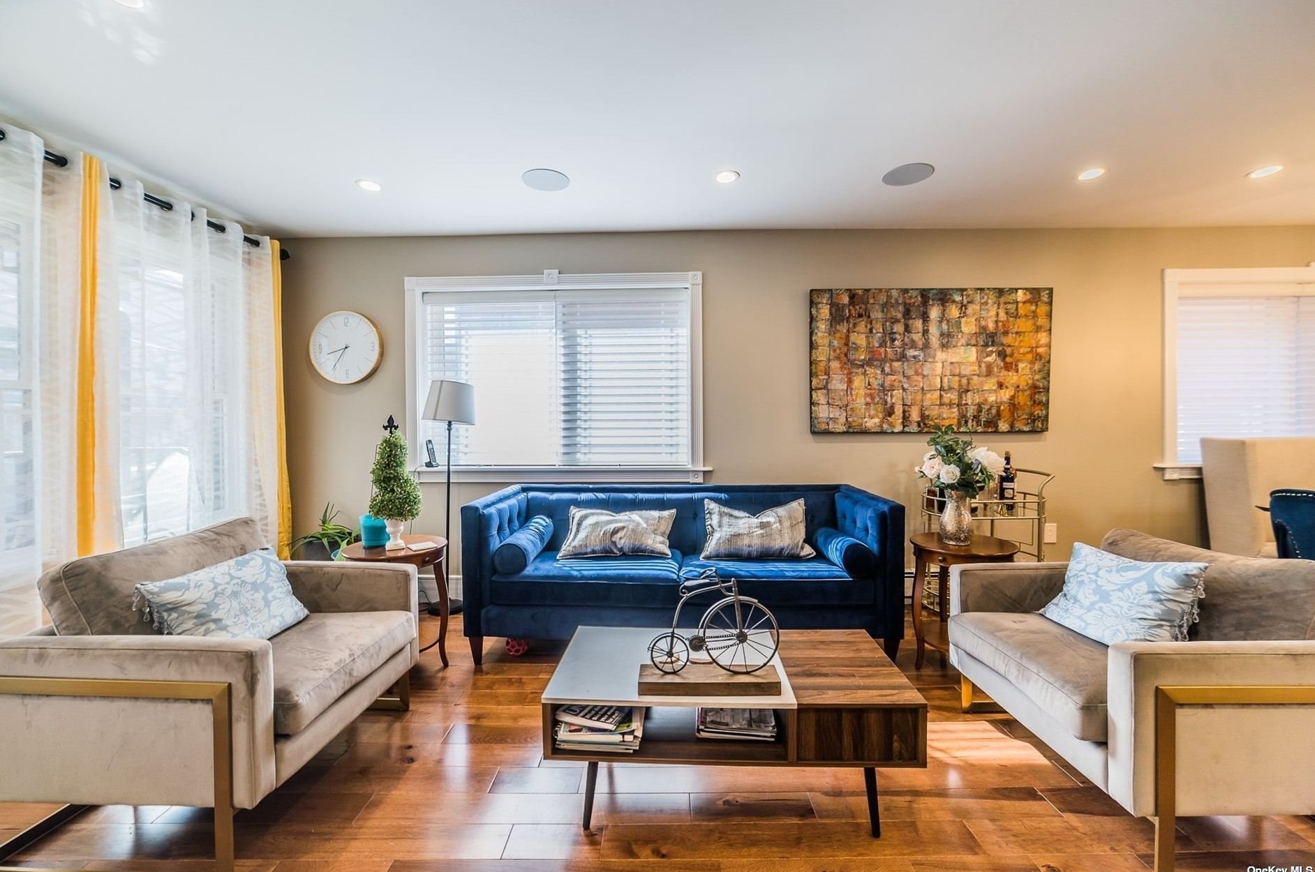 18-34 120th St, Flushing, NY 11356-1651