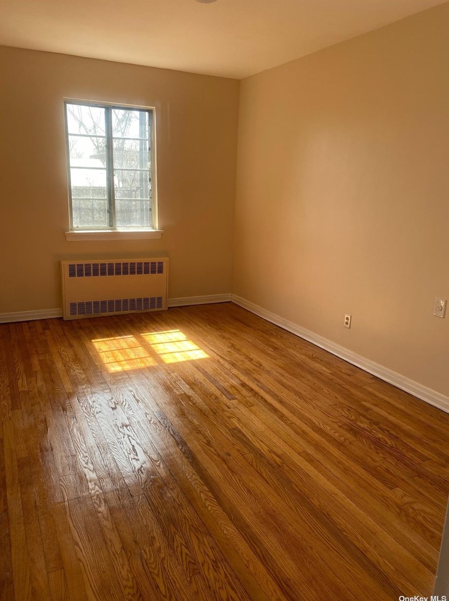 137-14 Booth Memorial Ave, Flushing NY exterior